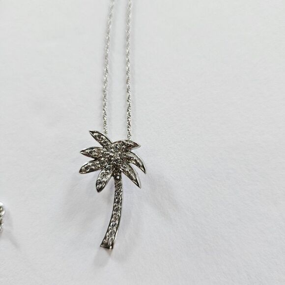 Fine Arts Silver FAS 925 Sterling Silver Simulated Diamond Palm Tree Necklace - Picture 4 of 12